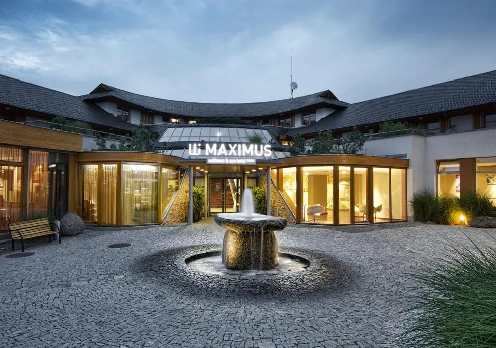 Maximus Resort